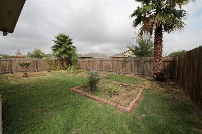 Building Photo - 1432 Coriander Dr