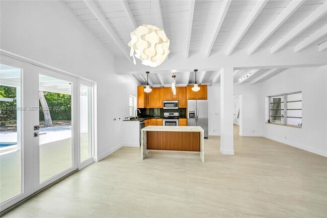 Building Photo - 7480 SW 122nd St