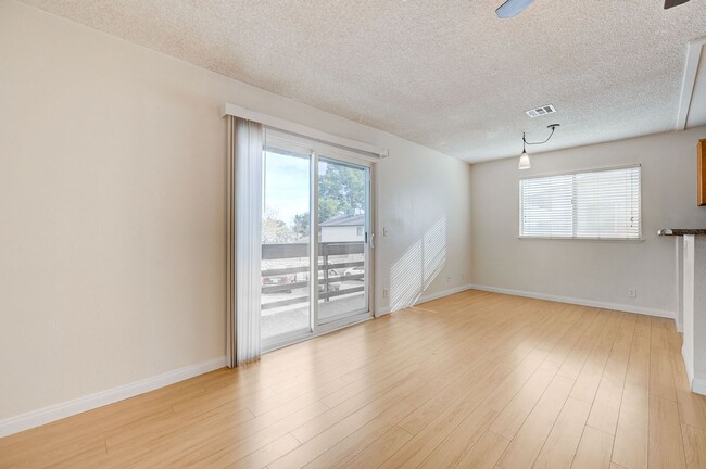 Building Photo - 2365 Canfield Dr