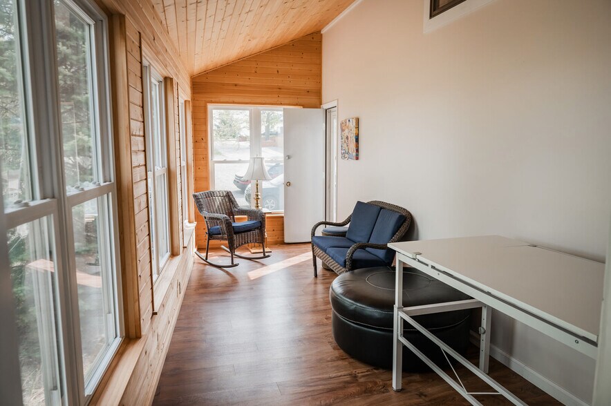 Building Photo - 150 Prospect St