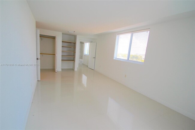 Building Photo - 6362 Collins Ave