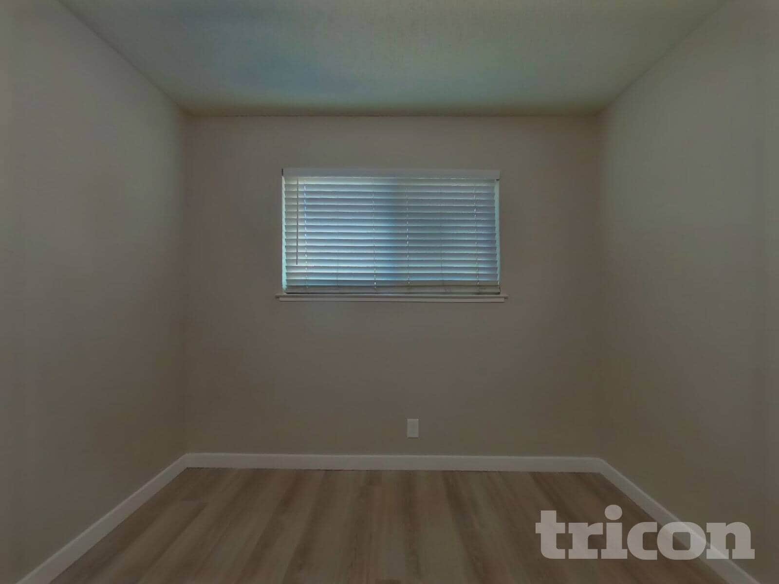 Building Photo - 1508 Crestview Dr