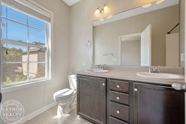 Building Photo - 7916 Dukes Dynasty Dr