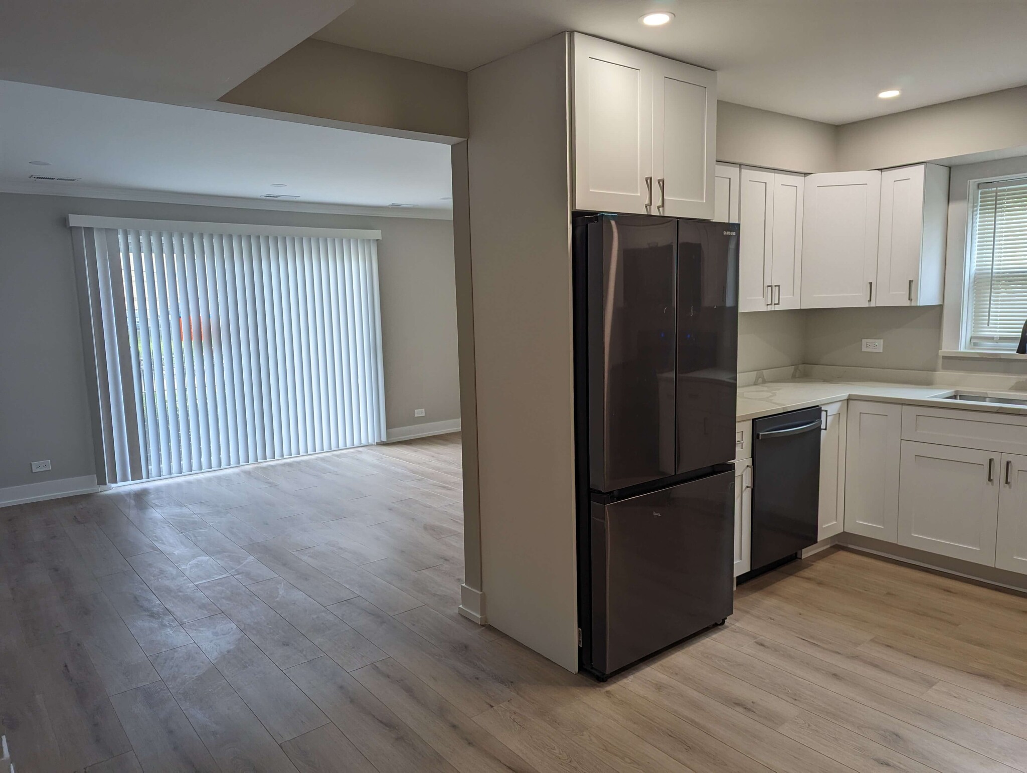 Building Photo - 8143 Marion Dr