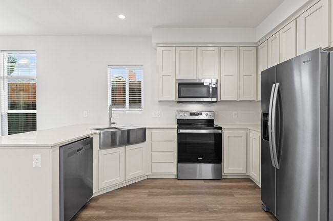 Building Photo - 1822 Nestorita Way