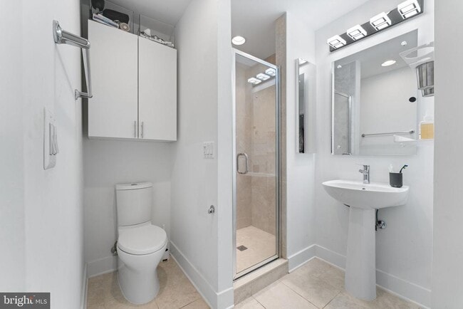 Building Photo - 3533 Bellflower Ln