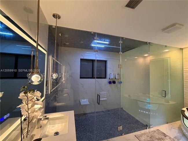Building Photo - 13661 SW 160th Ct