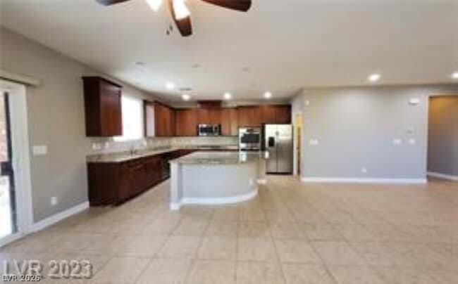 Building Photo - 9570 Rickshaw St