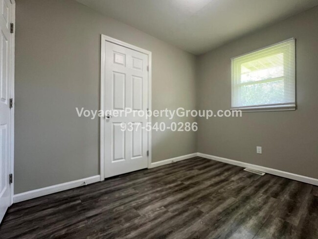 Building Photo - 18 Carma Dr
