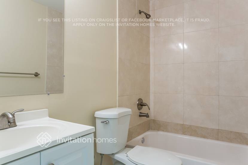 Building Photo - 7425 SW 12th Ct