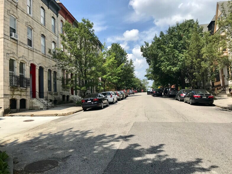 Street view - 1204 John St