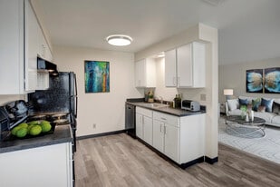 Building Photo - Heatherstone