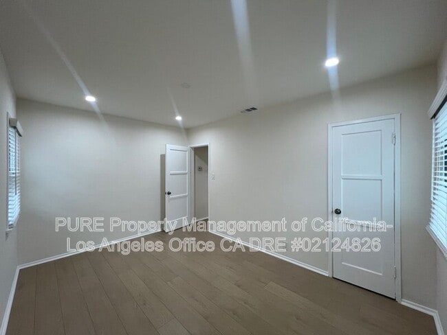 Building Photo - 10306 Buford Ave