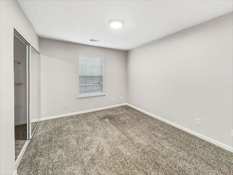 Building Photo - 1155 Bramlett Blvd