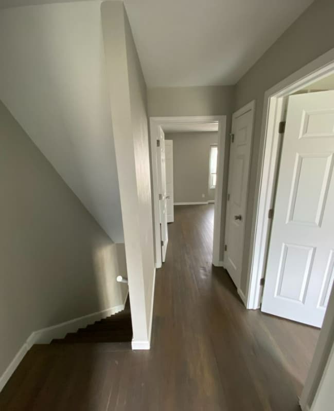 Building Photo - 127 E 35th St