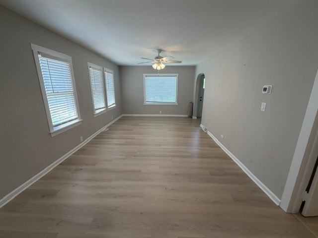 Building Photo - 172 Oak Dr