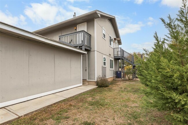 Building Photo - 2107 Conestoga Trail