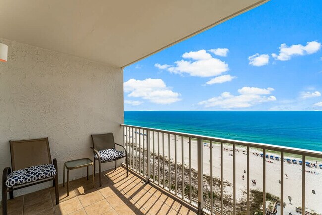 Building Photo - 8743 Thomas Dr