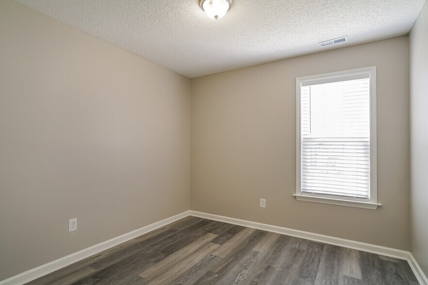 Building Photo - 4408 Windsock Ln