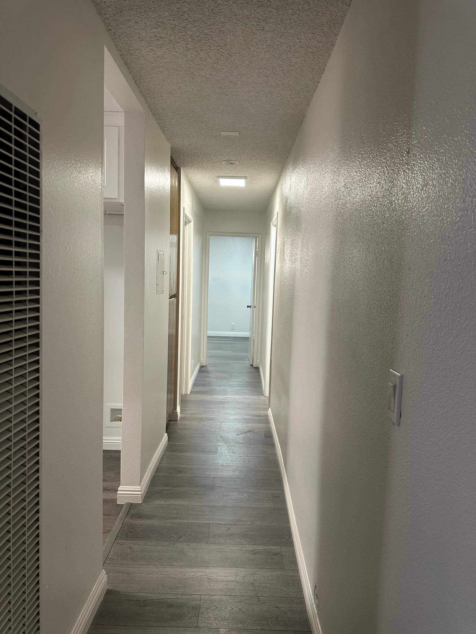 Building Photo - 244 S 10th St