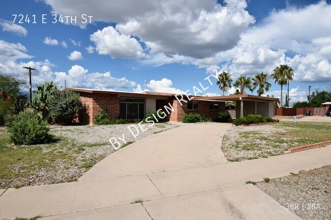 Building Photo - Beautifully Remodeled East Side 3 Bed 2 Ba...