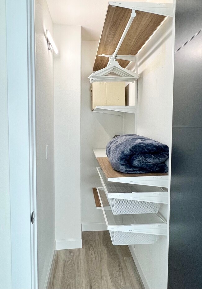 Bedroom #3 walk-in closet - 392 N 7th St