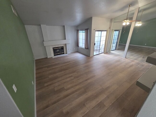 Building Photo - ***MOVE IN SPECIAL*** Spacious Single-Story Home w/ Vaulted Ceilings & Private Yard