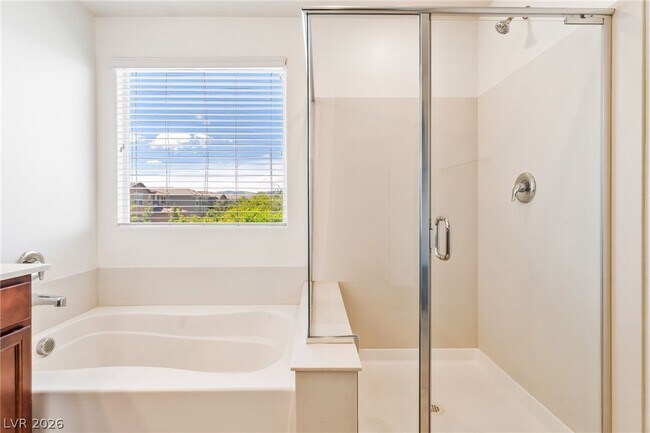 Building Photo - 5371 Boschetto St