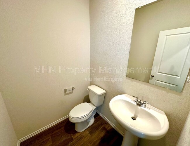 Building Photo - 4051 Basil Mdw