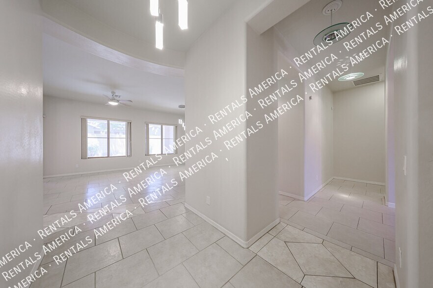 Building Photo - 6290 W Admiral Way