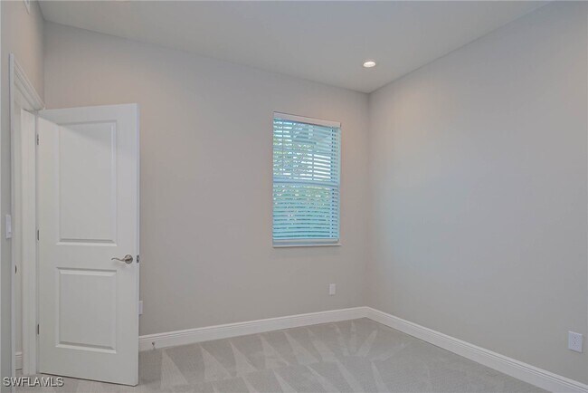 Building Photo - 2640 Seychelles Cir