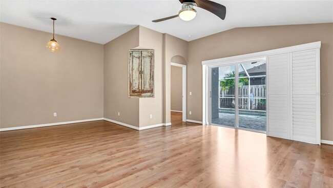 Building Photo - 9918 Hartwell Bridge Cir