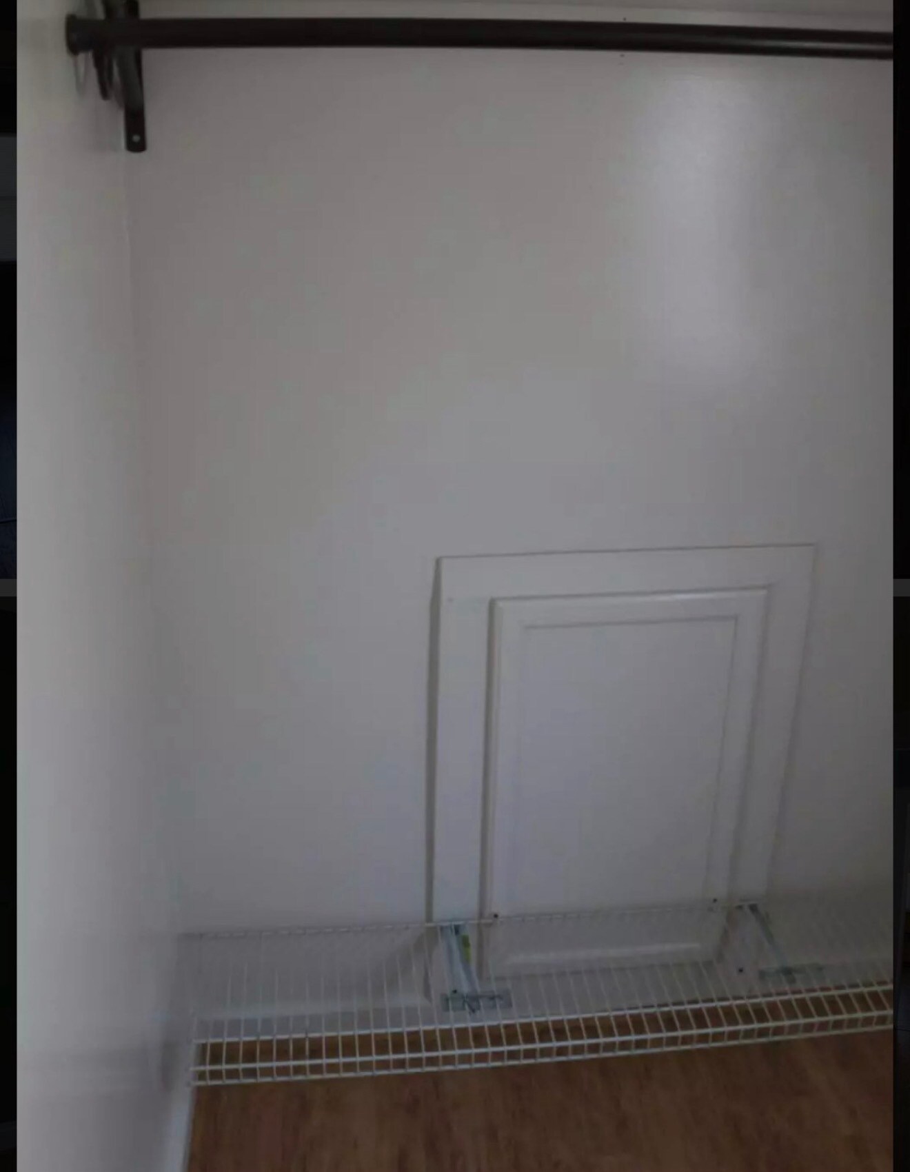 Building Photo - 454 N 7th St