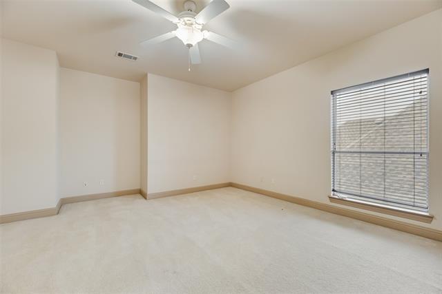 Building Photo - 2137 Langdon Dr