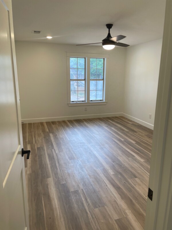 Building Photo - 959 McCay Ave