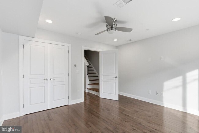 Building Photo - 1752 N 27th St