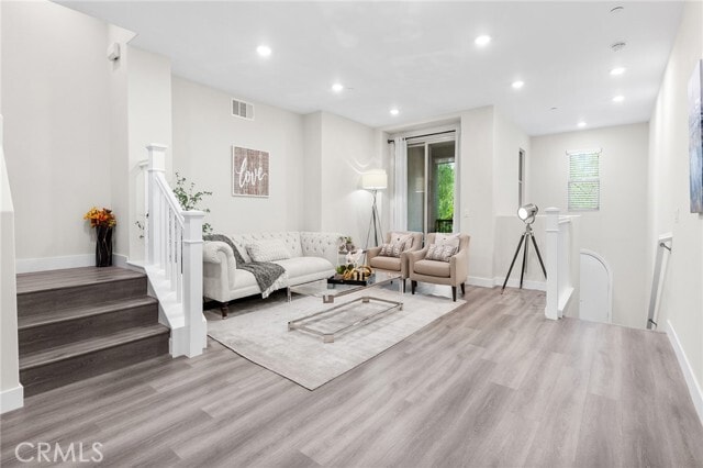 Building Photo - 67 Plateau