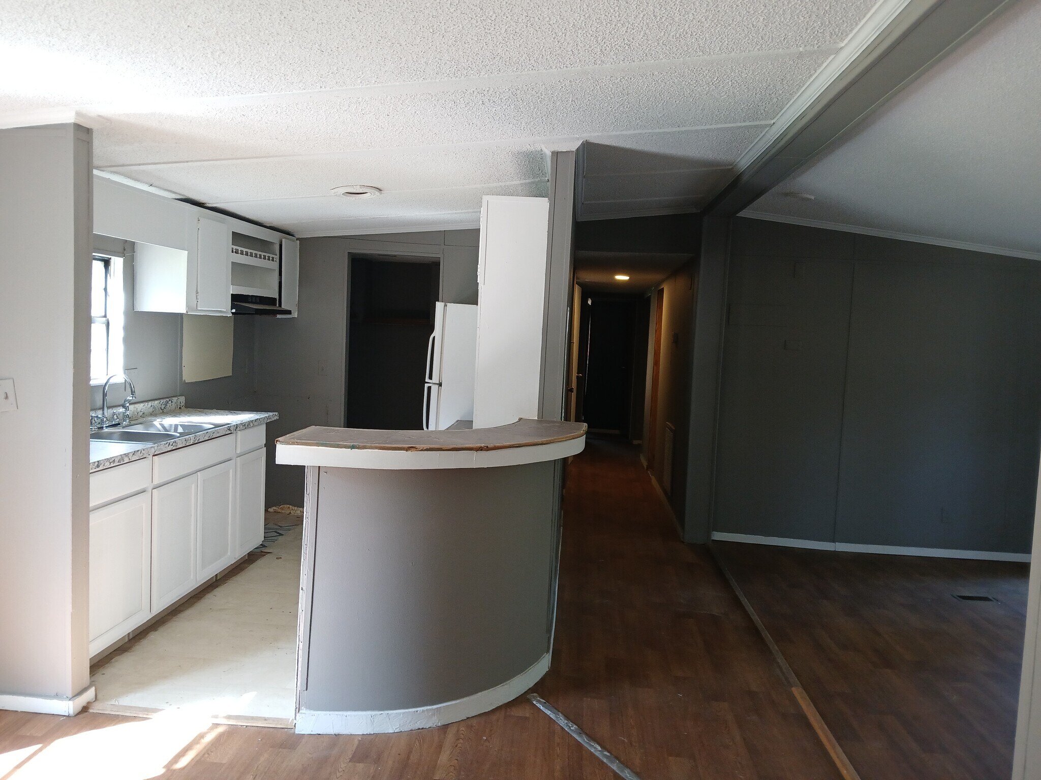 Building Photo - 1038 Viking Ct