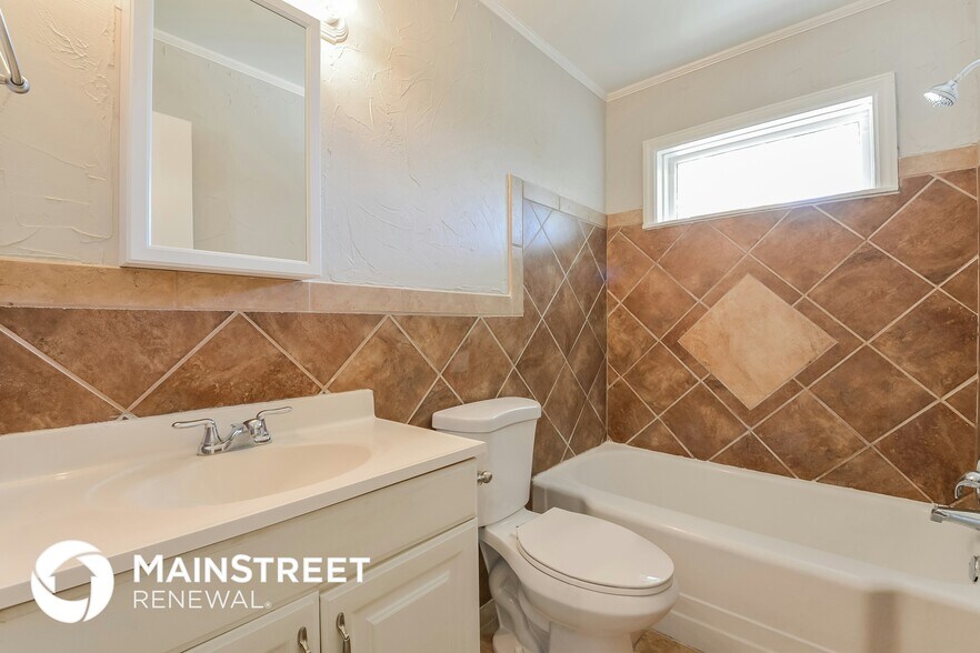 Building Photo - 2314 Loma Linda St