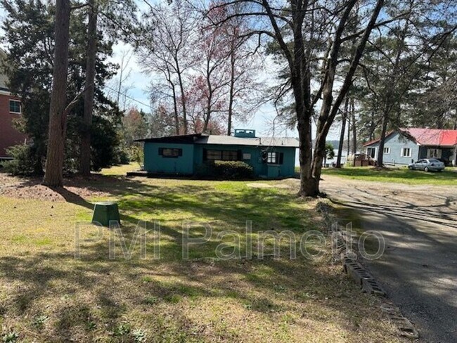 Building Photo - 1019 State Rd S-40-621