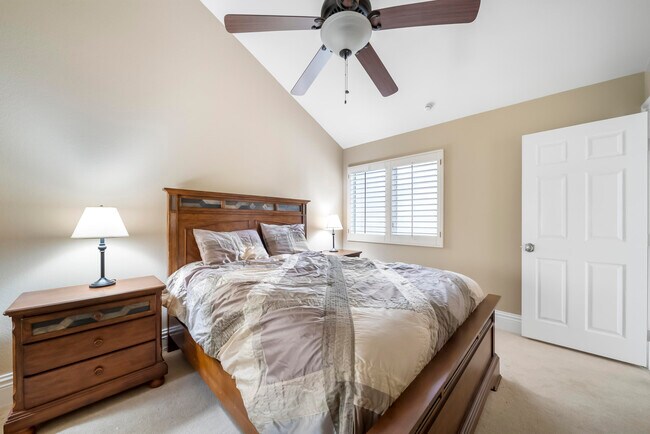 Building Photo - 43512 Via Magellan Dr