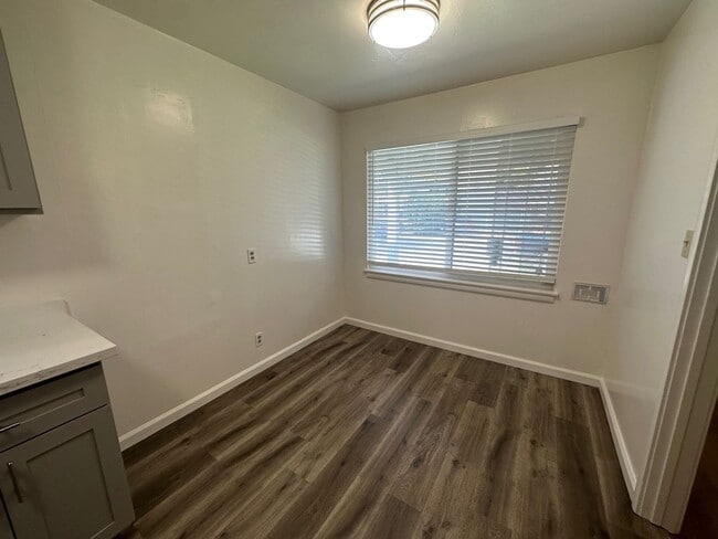 Building Photo - 4767001 /45