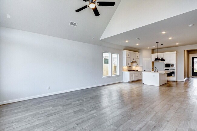 Building Photo - Timber Brook Drive, Sienna, TX 77459 - 3 BR 2 BA single-family home