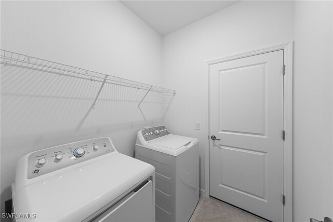 Building Photo - 14955 Palamos Cir