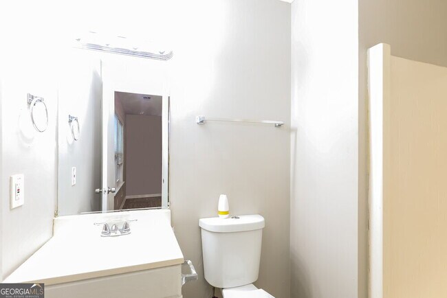 Building Photo - 8974 Sterling Ridge Ln