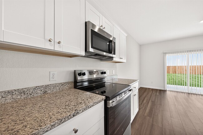 Building Photo - 8347 Vacek Xing Wy