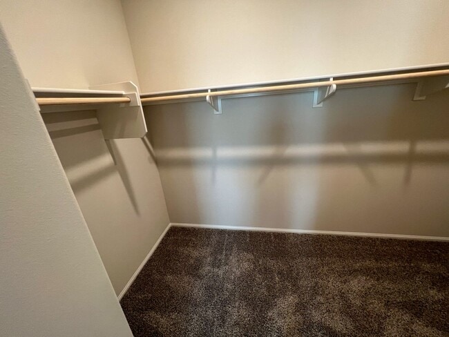 Building Photo - Brand new Condo with SOLAR for LEASE in Te...