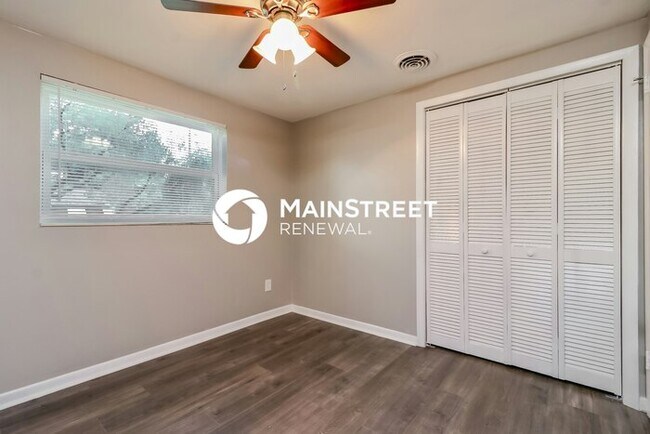 Building Photo - 3 Bedroom Pet-Friendly Home in Lutz, FL wi...