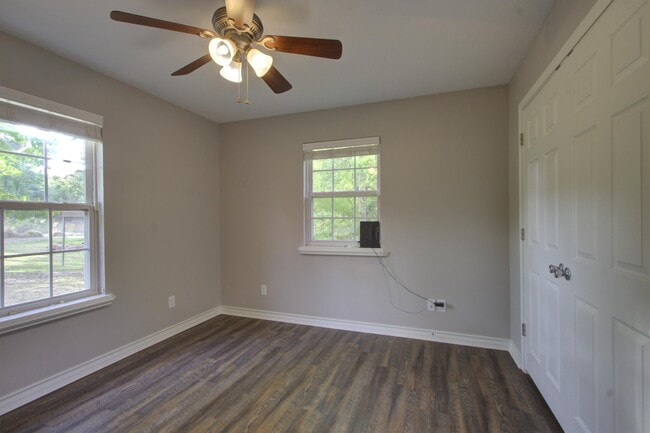 Building Photo - 720 Tennessee Acres Dr