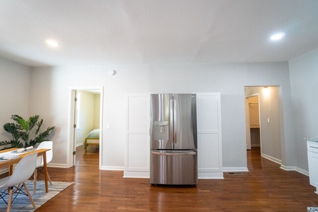 Building Photo - Charming East Nashville Home